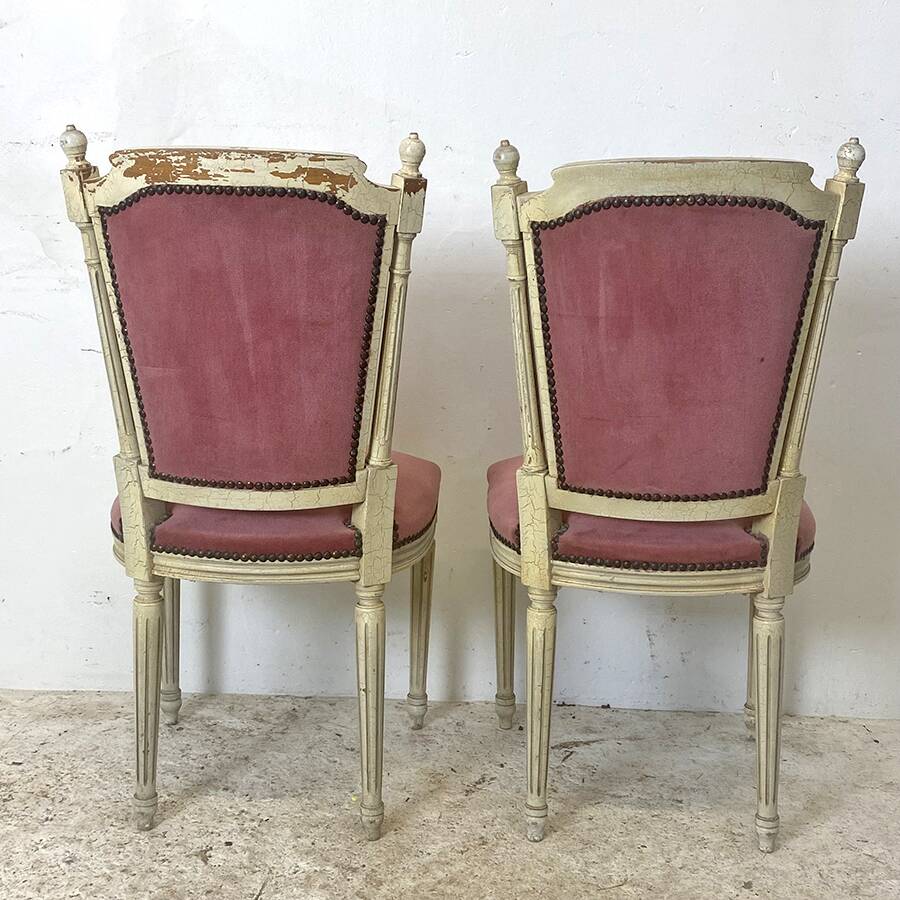Paire de fauteuils de style louis XVI