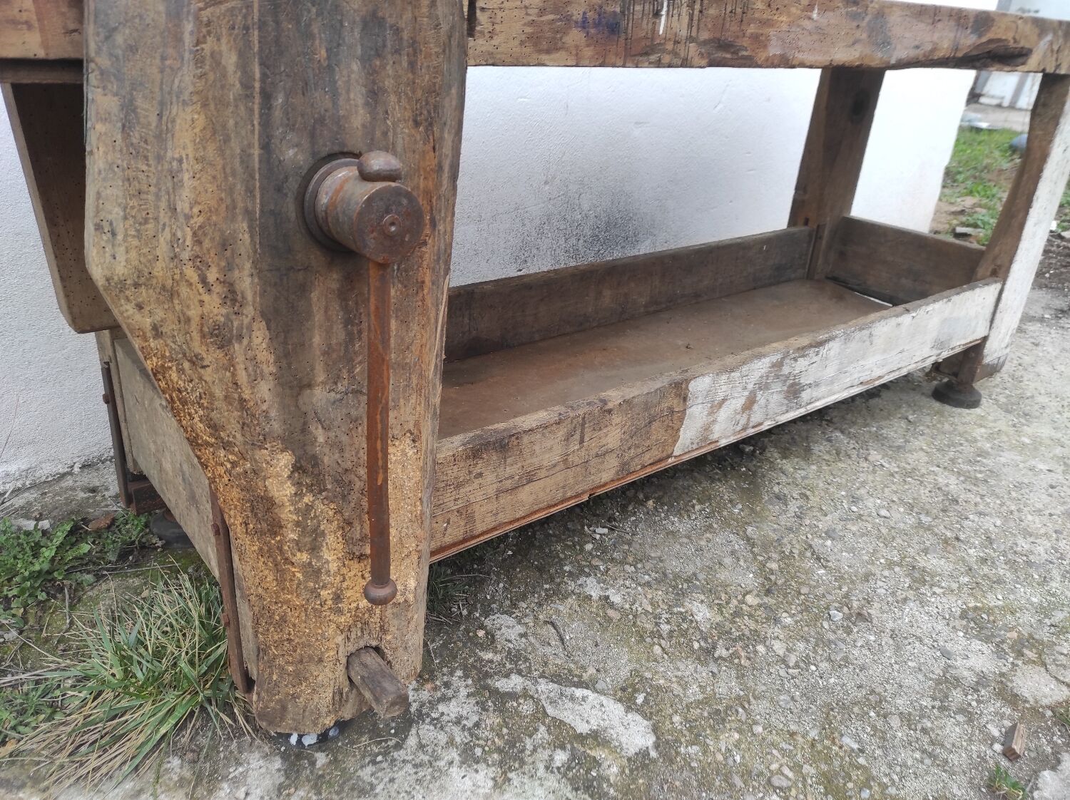 Old carpenter's workbench 2m40 in beech