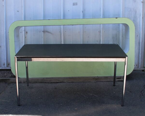 Table salle à manger USM