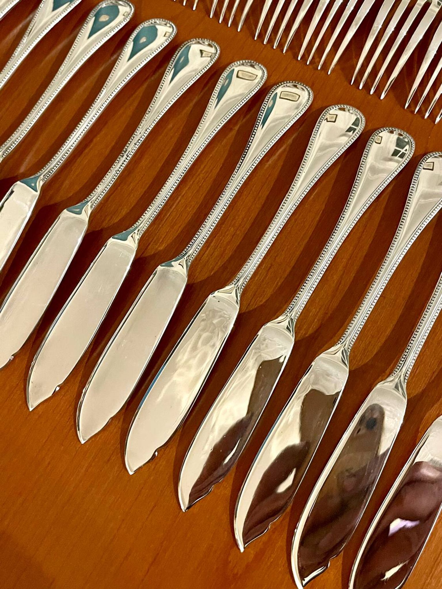 Christofle Perles 12-piece fish cutlery set, excellent condition