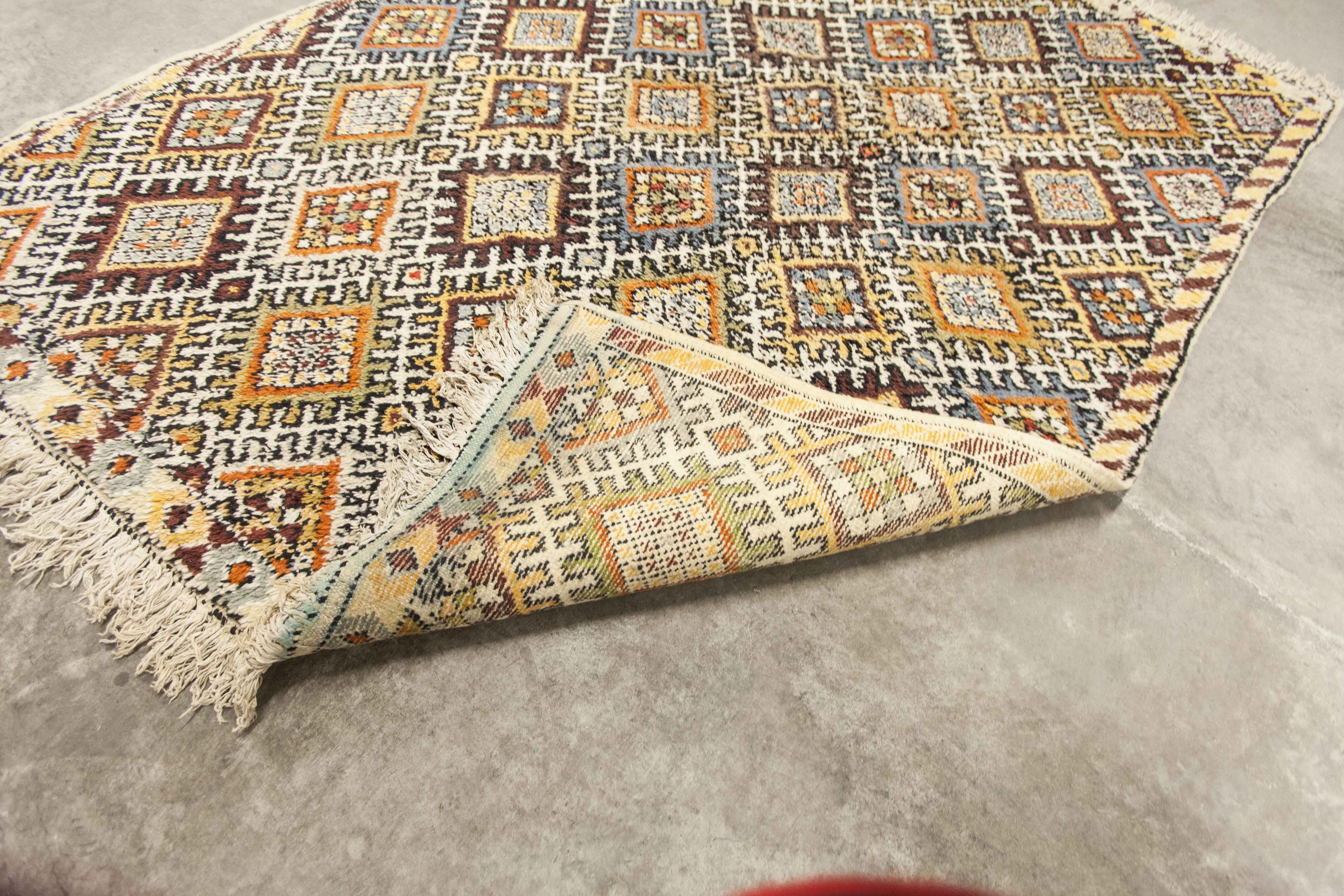 Berber carpet 243x176cm August 1960