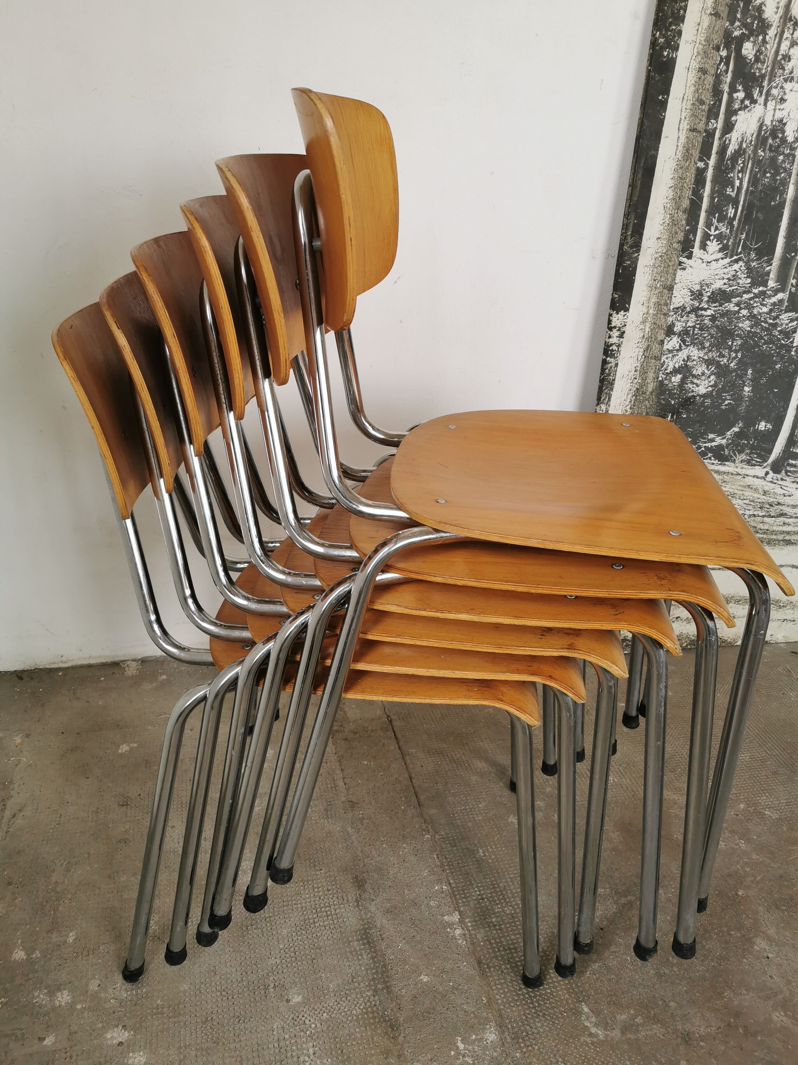 Set of 6 stackable chairs 1970