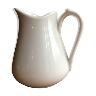 Milk pot