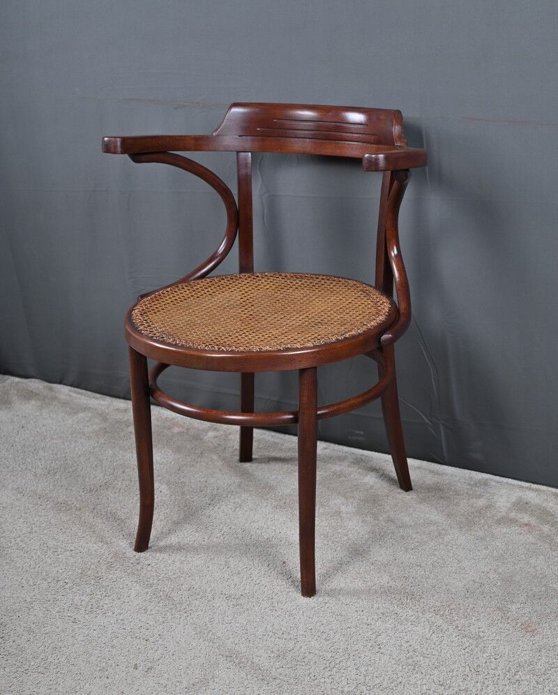 Curved beech armchair, Baumann house – early 20th century