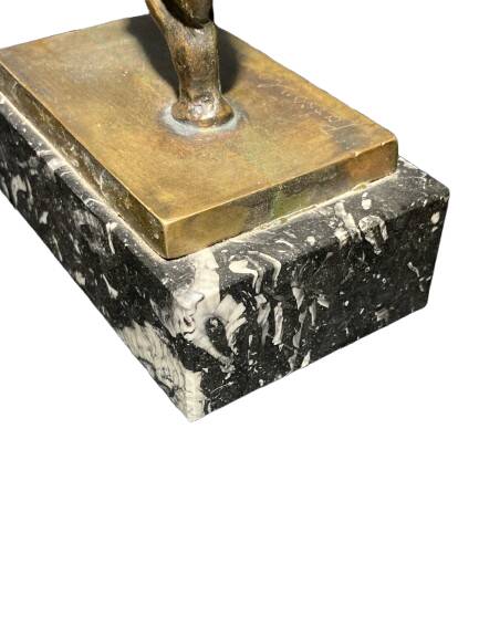 Bronze sculpture of a nude woman on a marble base, signed Patsoglo