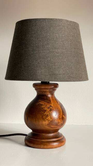 Solid wood vintage country style lamp