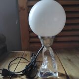 Lampe de bureau chevet originale Base cristal Globe opaline ancien