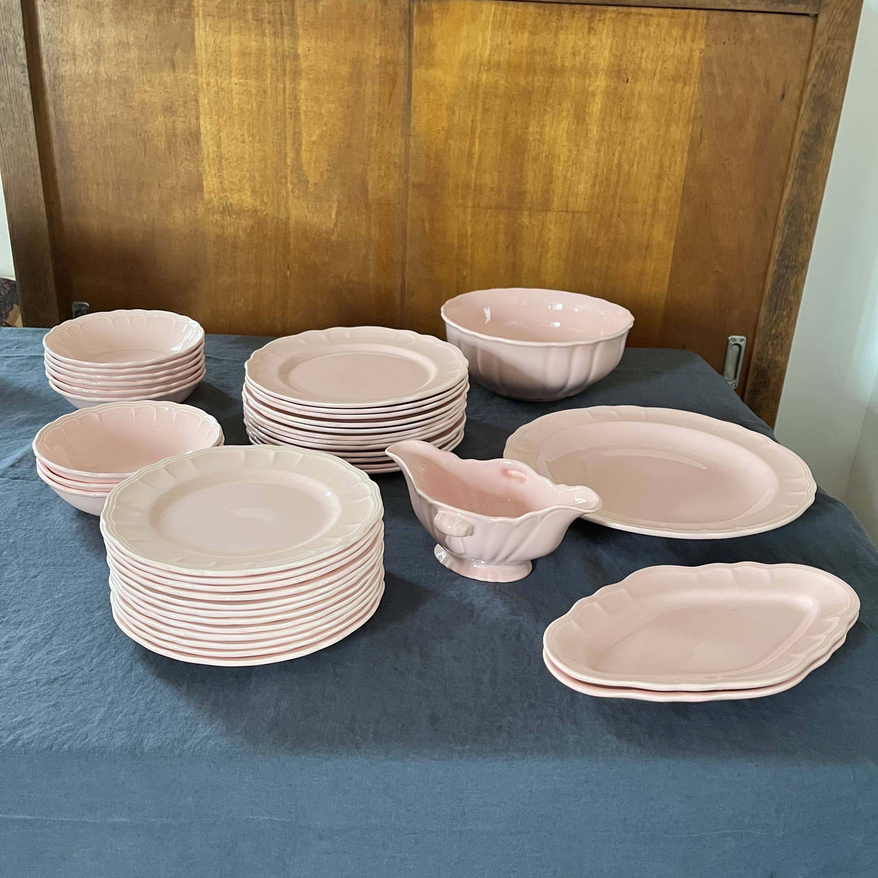 Salins 38 Piece Pink Dinnerware Set