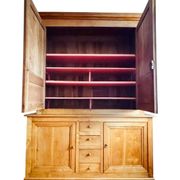 Buffet vaisselier en merisier blond