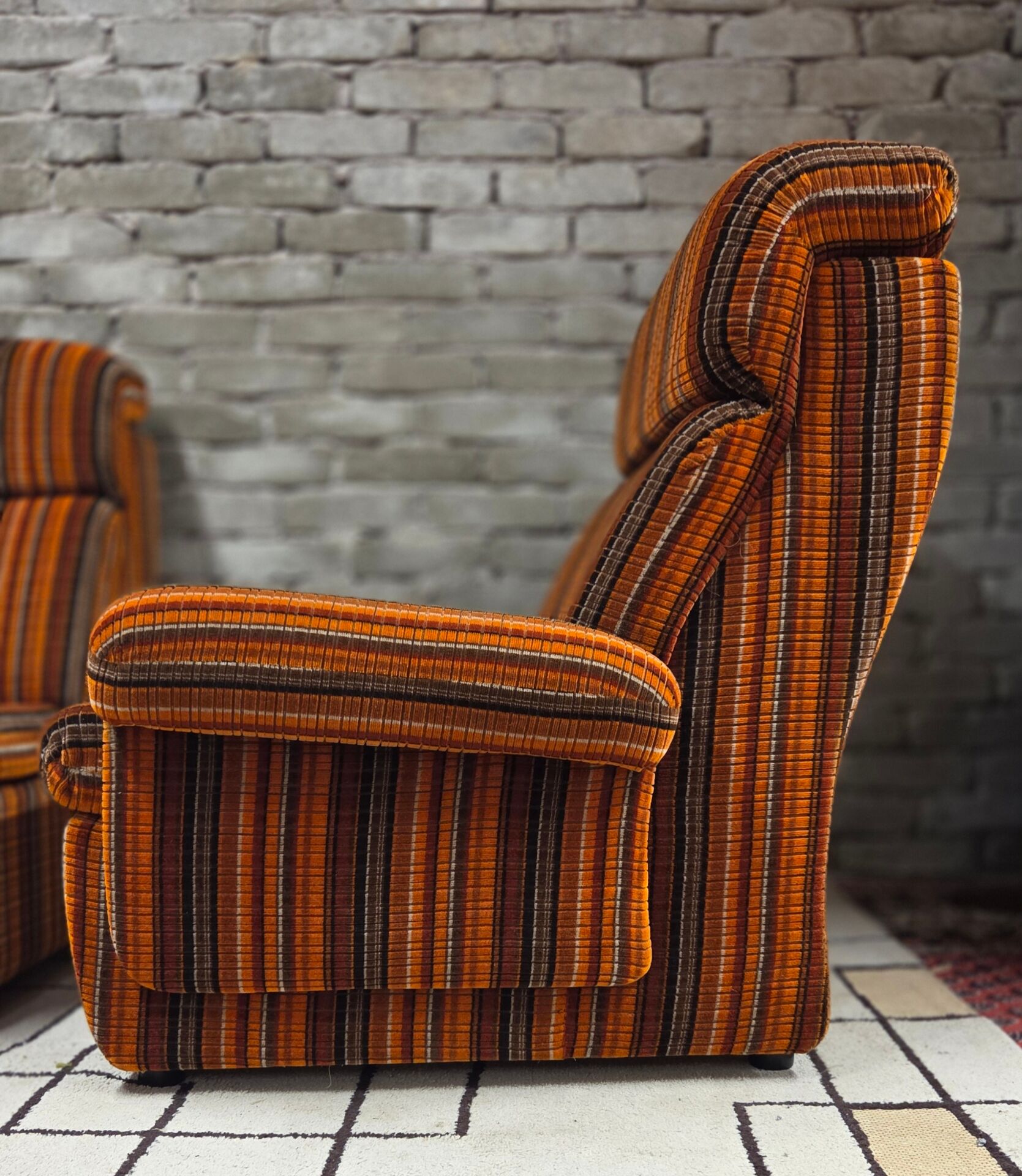 Pair of vintage 1970s modular armchairs – striped orange fabric