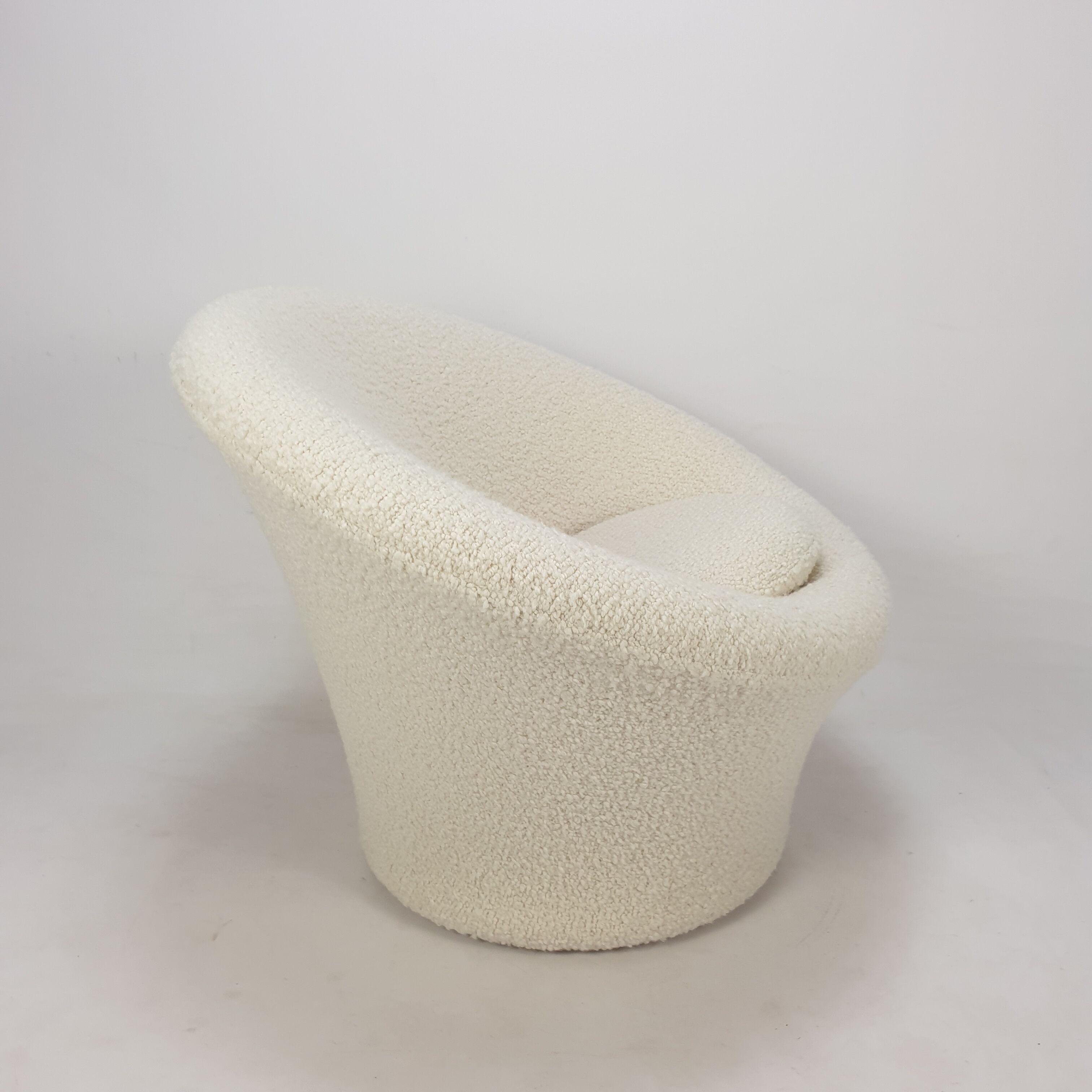 Set of 2 Mushroom armchairs by Pierre Paulin for Artifort