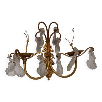 Antique wall lamp in gilded metal with cut crystal tassels