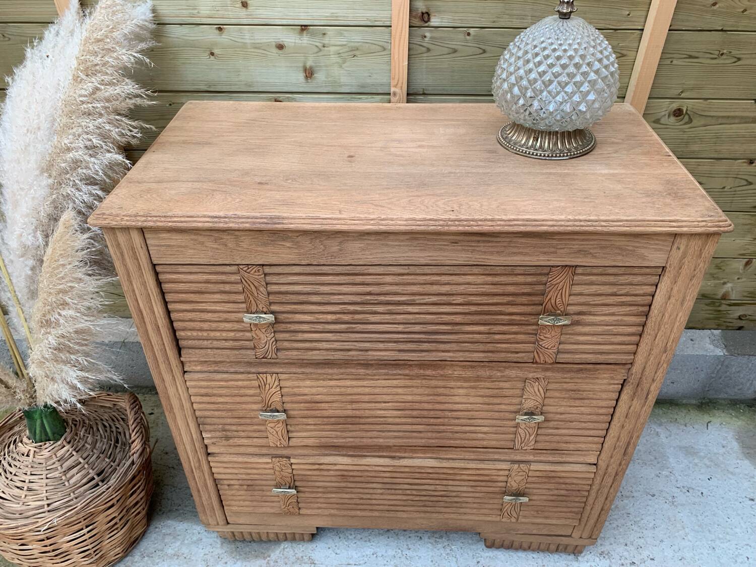 Art deco chest of drawers