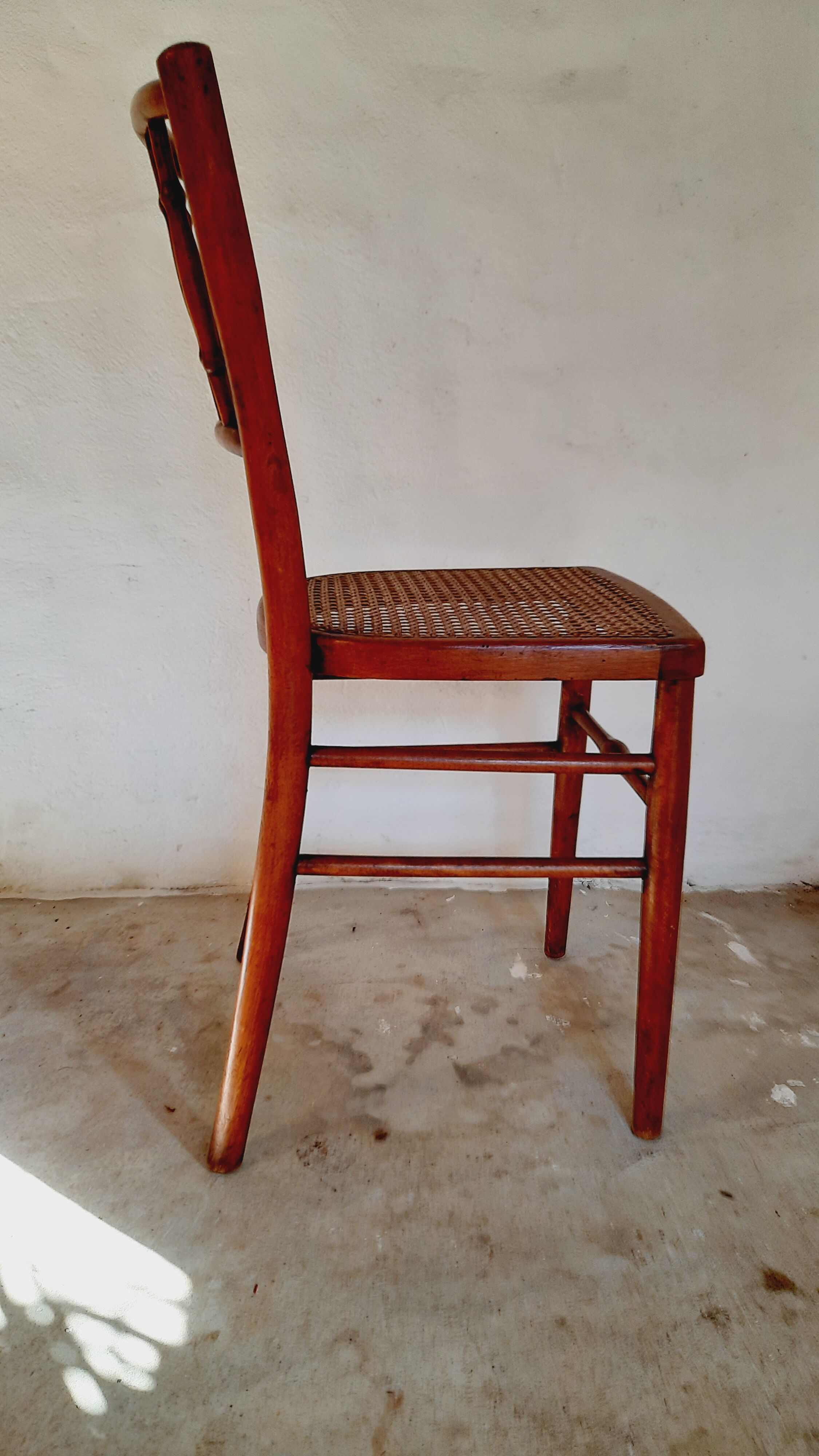 Lot 4 bistro chairs