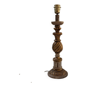pied de lampe en bois