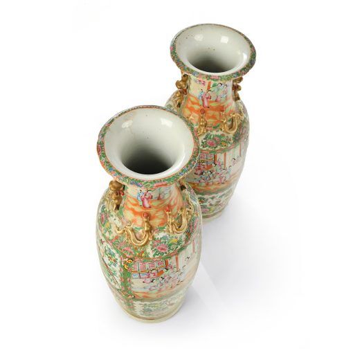 Paire de vases de Canton