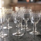 6 Verres anciens en cristal gravé