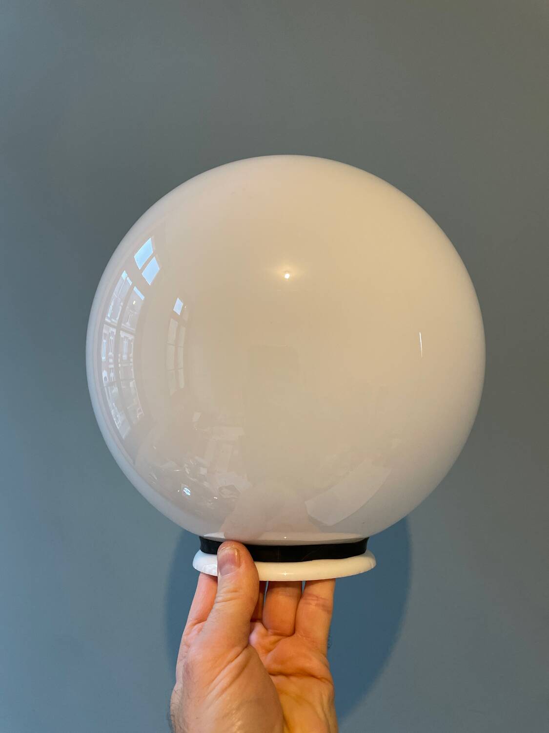 White opaline ball globe 23 cm