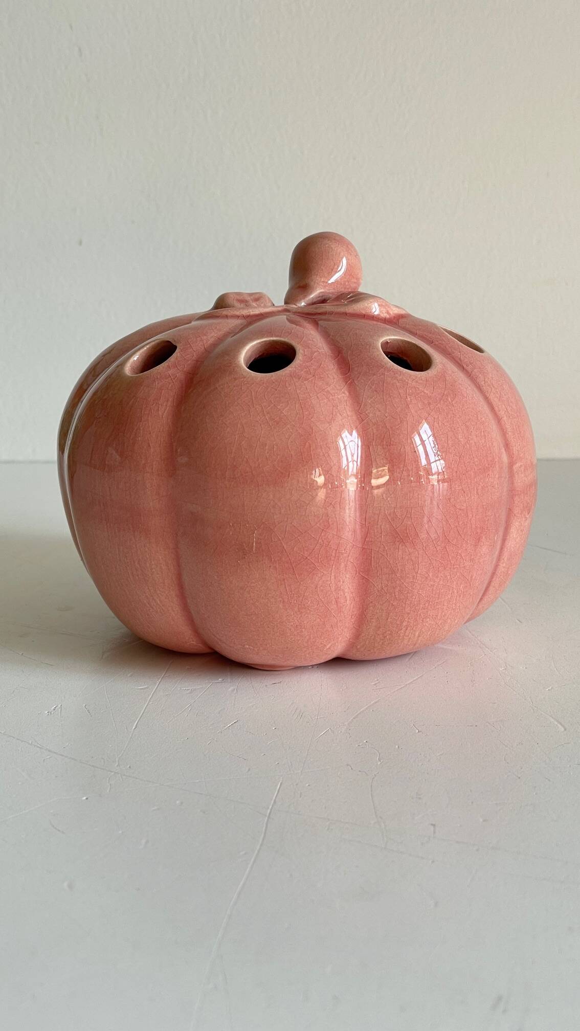 Vase, pique-fleurs vintage en céramique