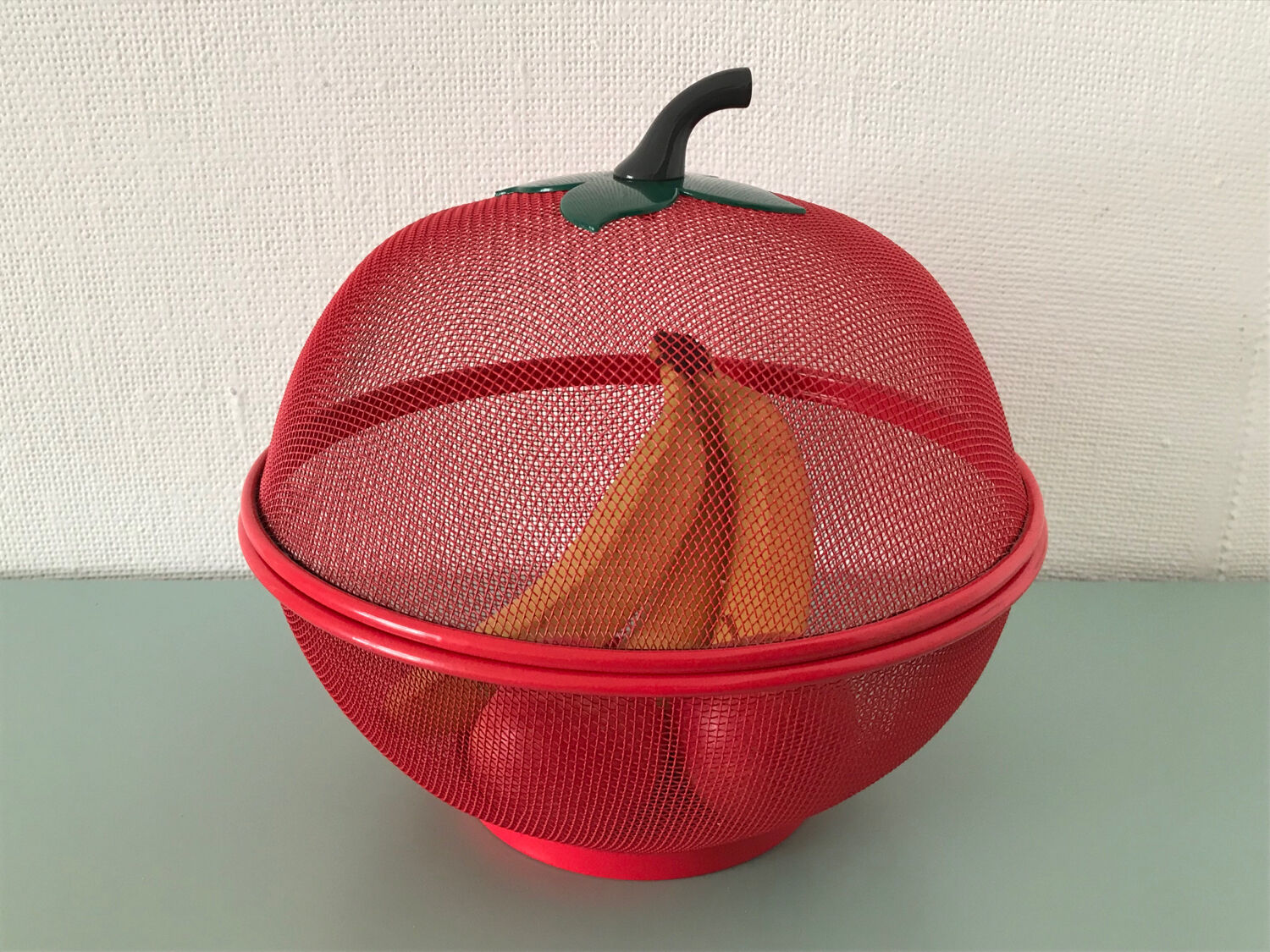 Fruit basket vintage