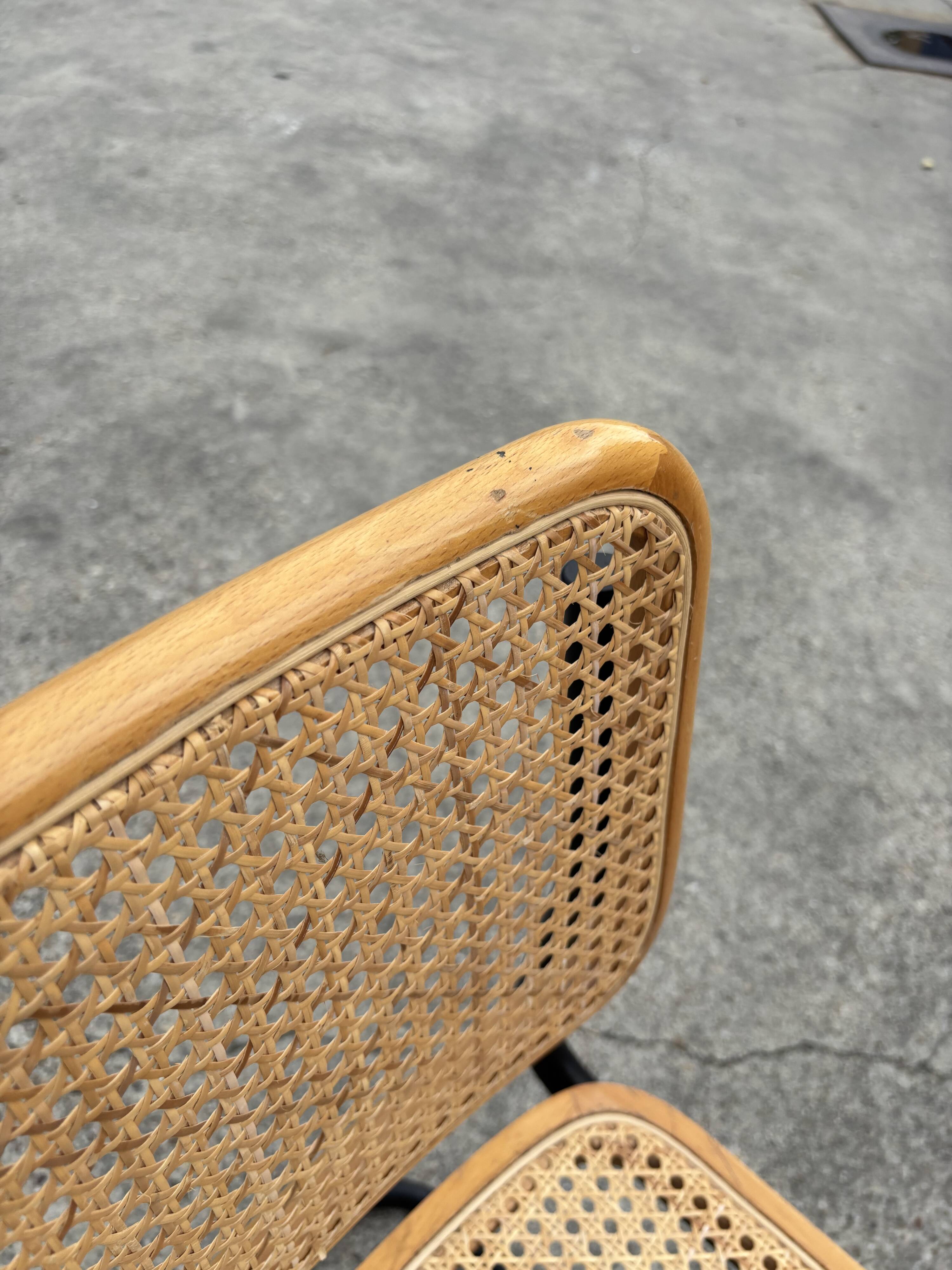 Set of 4 chairs Cesca B32 designed by Marcel Breuer design black frame