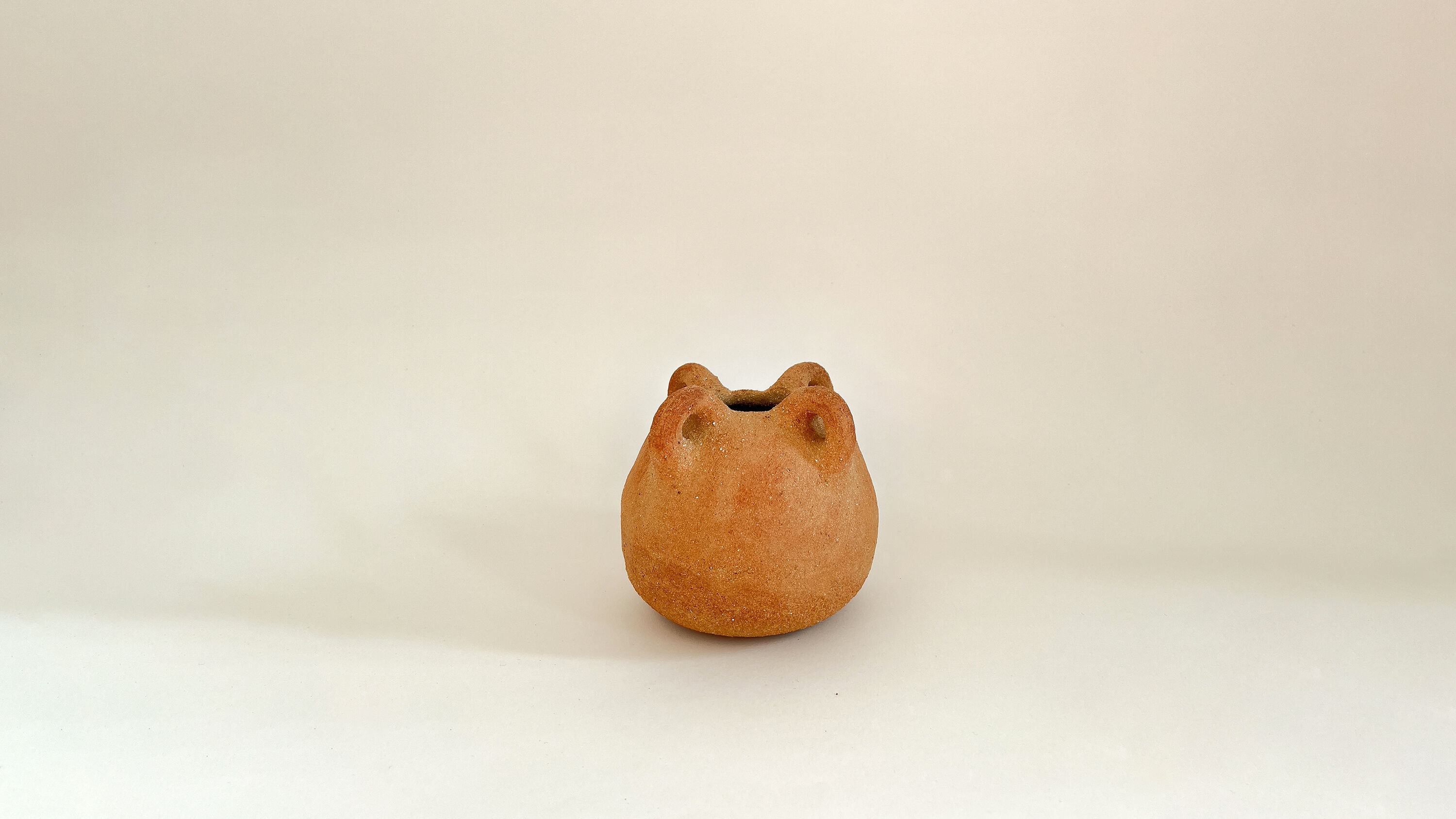 Vase "Bouboulita" in red sandstone