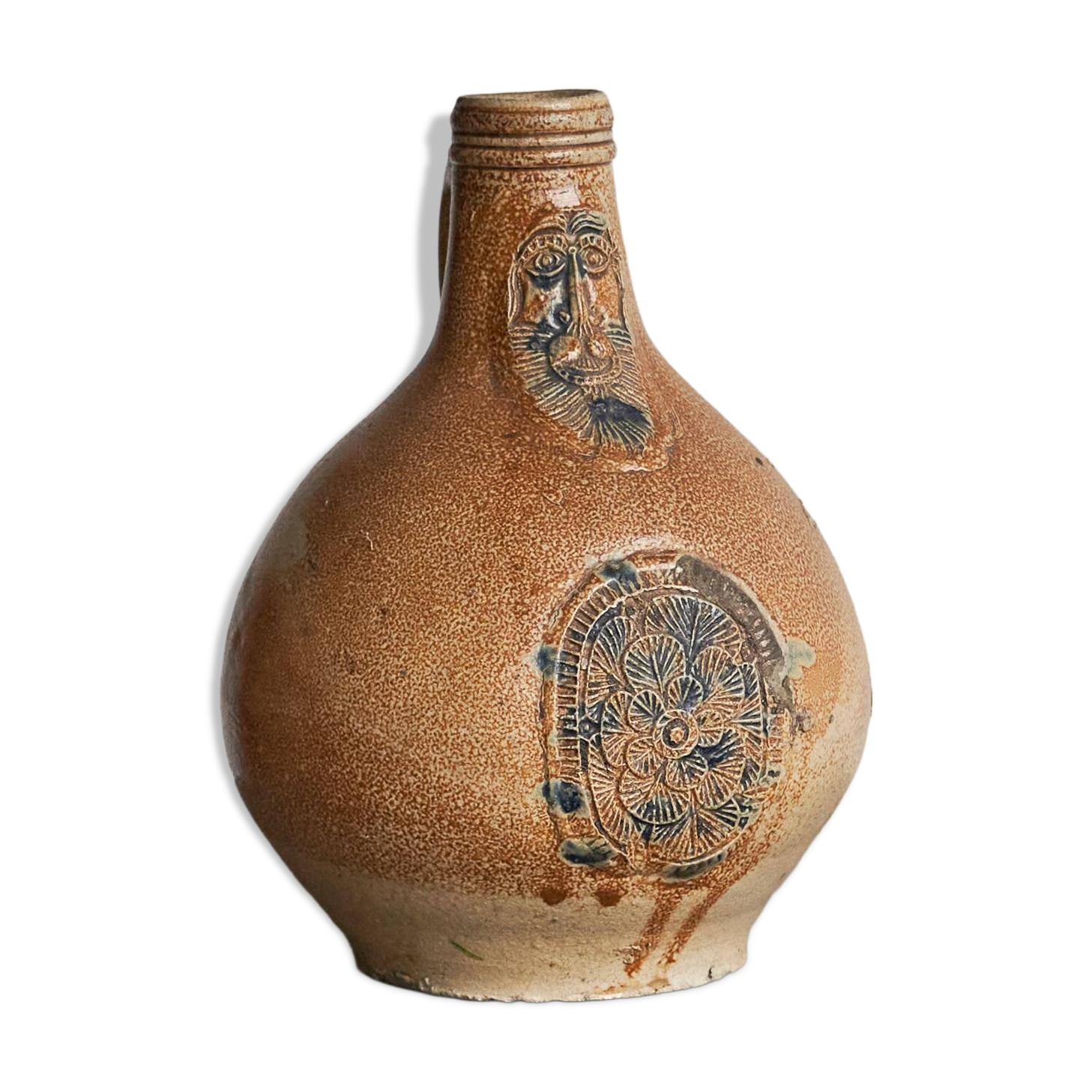 Bartmann jug / Bellarmine 17th century in salt-glazed stoneware