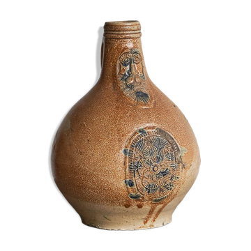 Krug Bartmann / Bellarmine XVIIe siècle en grès émaillé salé