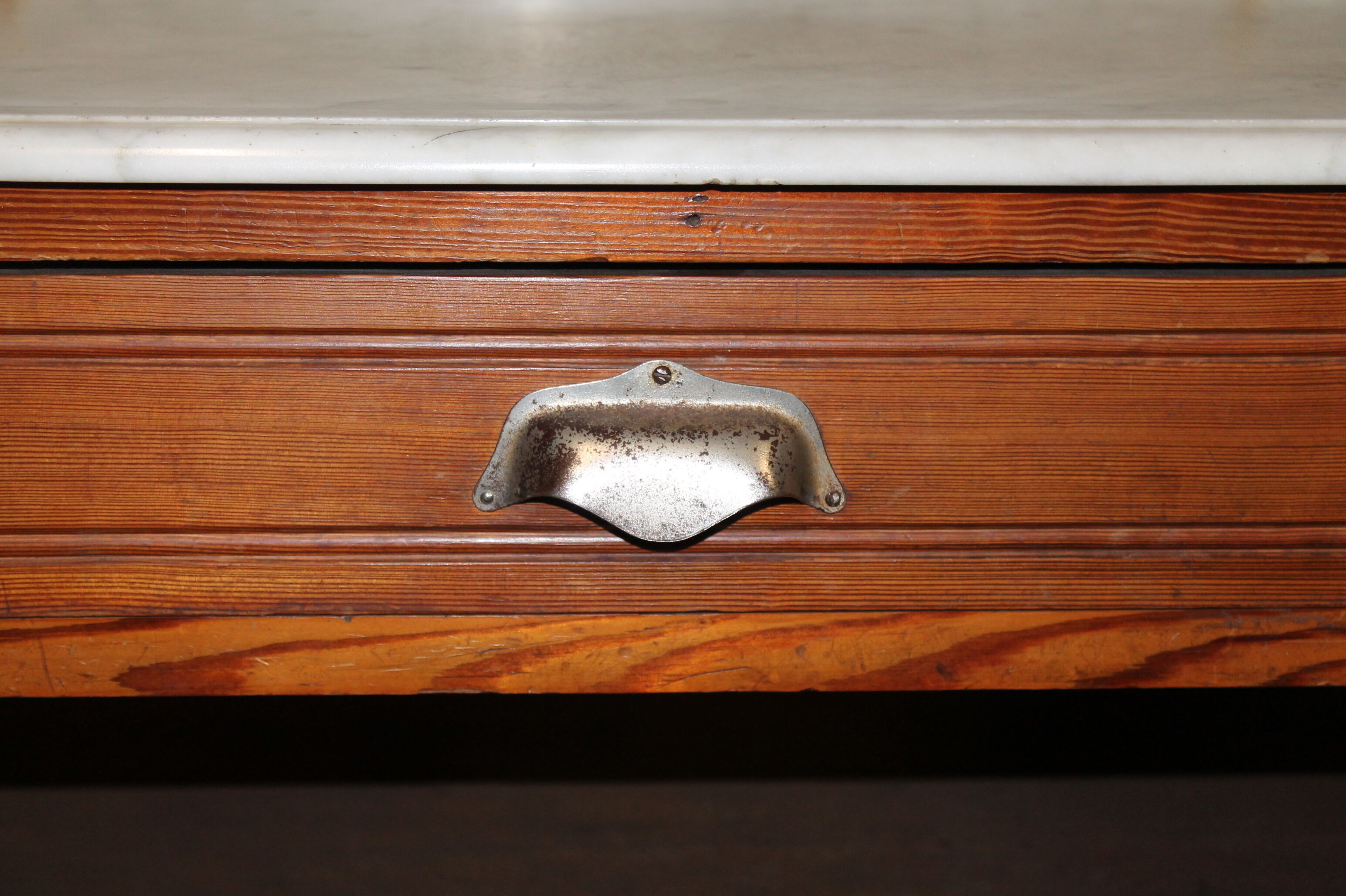 Table dessus en marbre