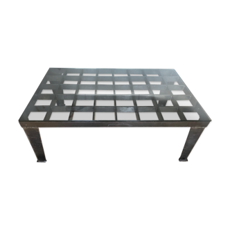 Industrial coffee table in cast iron and glass