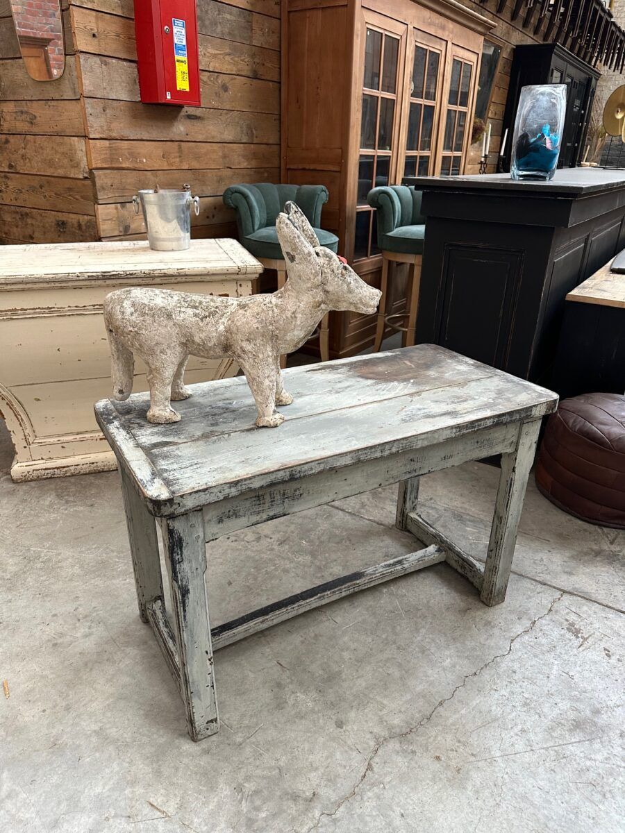 Patinated console from the early 20th century.
