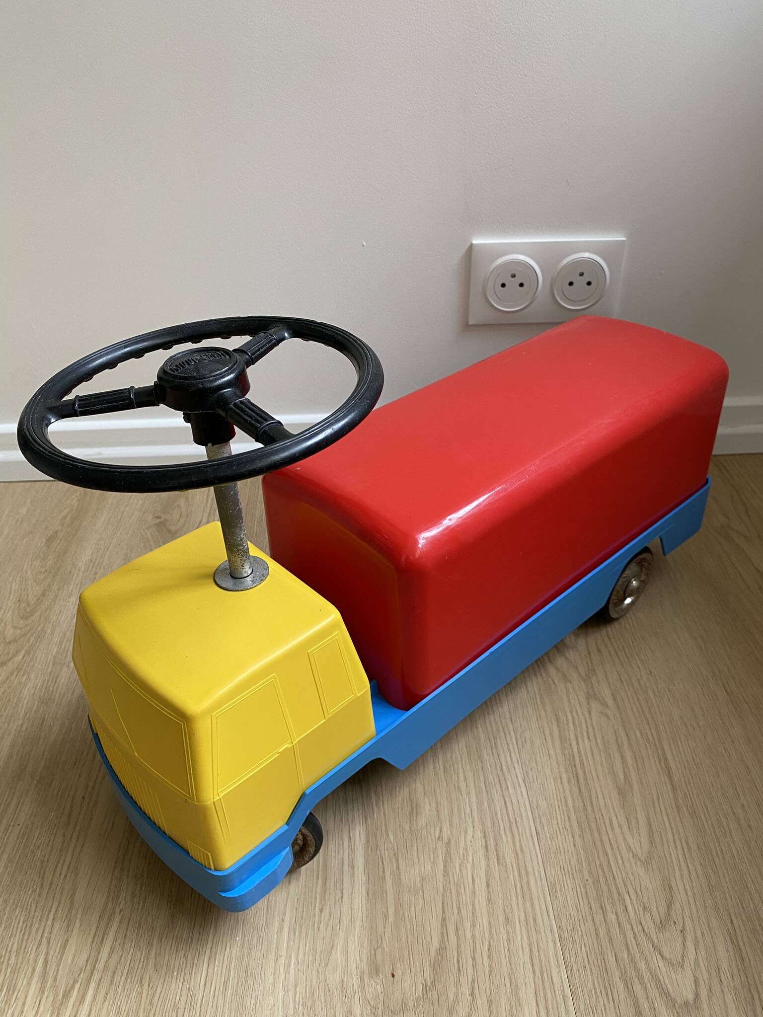 Kiddicraft vintage red blue and yellow children's carrier truck
