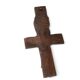 Crucifix mural art populaire sculpté dans le bois