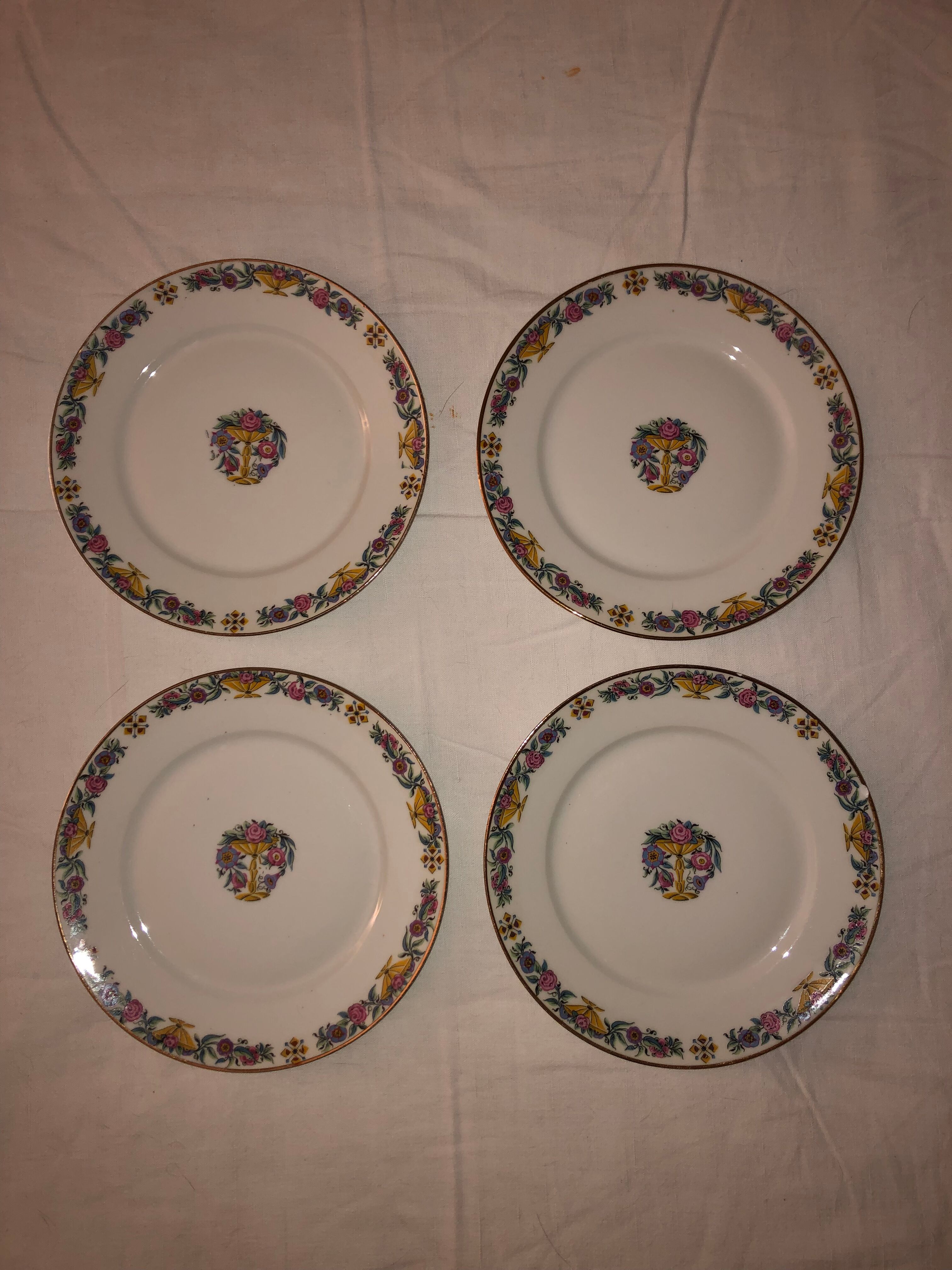 4 plates or old