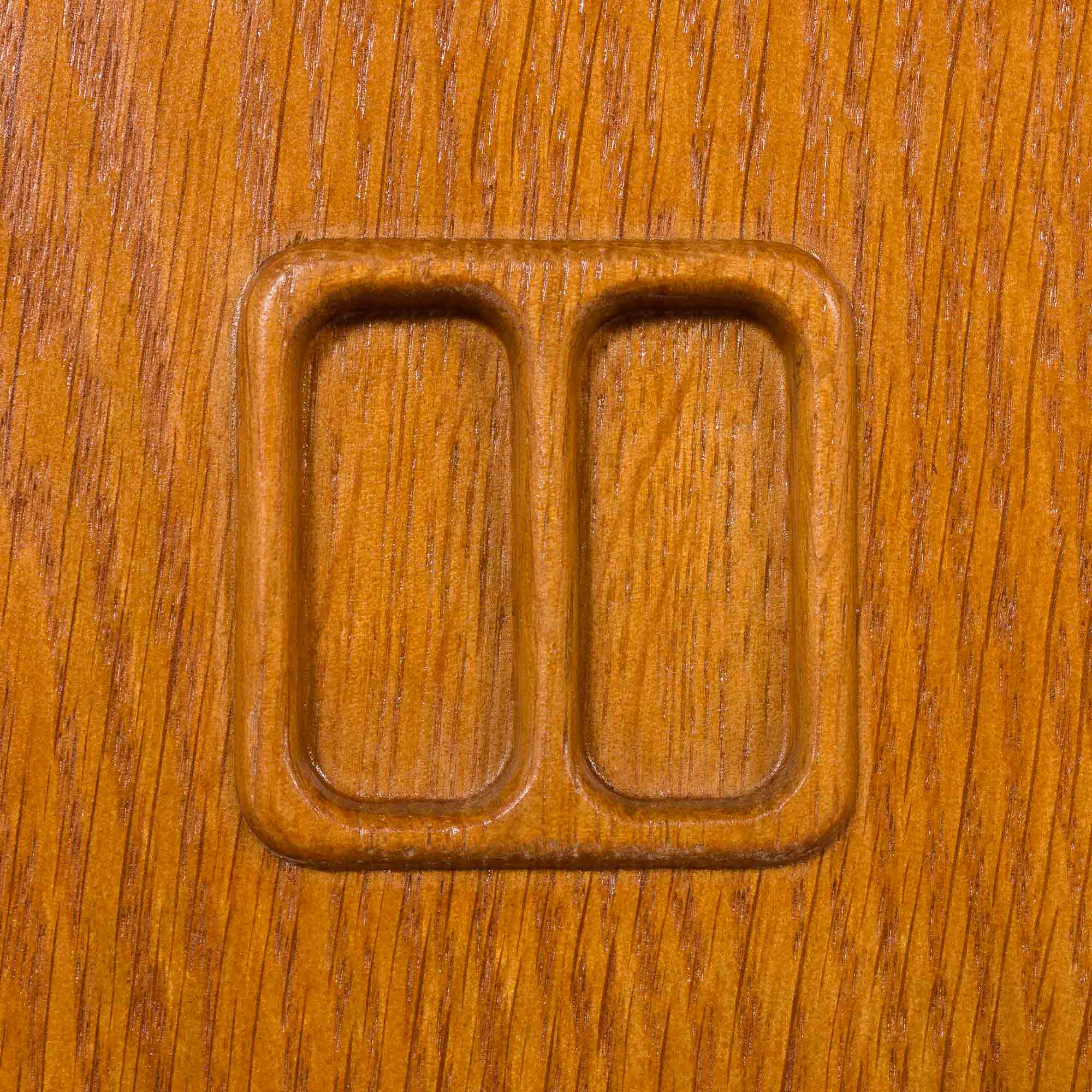 Wall unit, Scandinavian bookshelf in oak, 1970s.