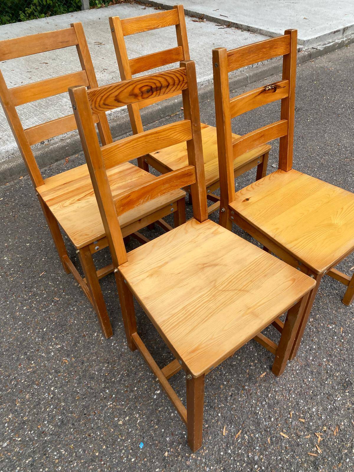 Lot de 4 chaises en pin massif rustique – Idéal cuisine