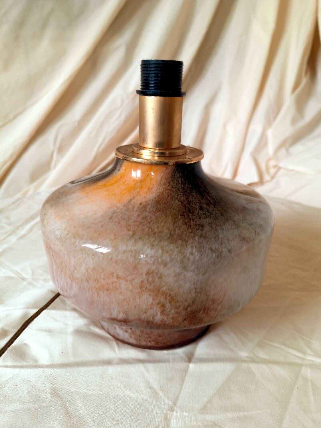 Handmade lamp in brass and Murano glass