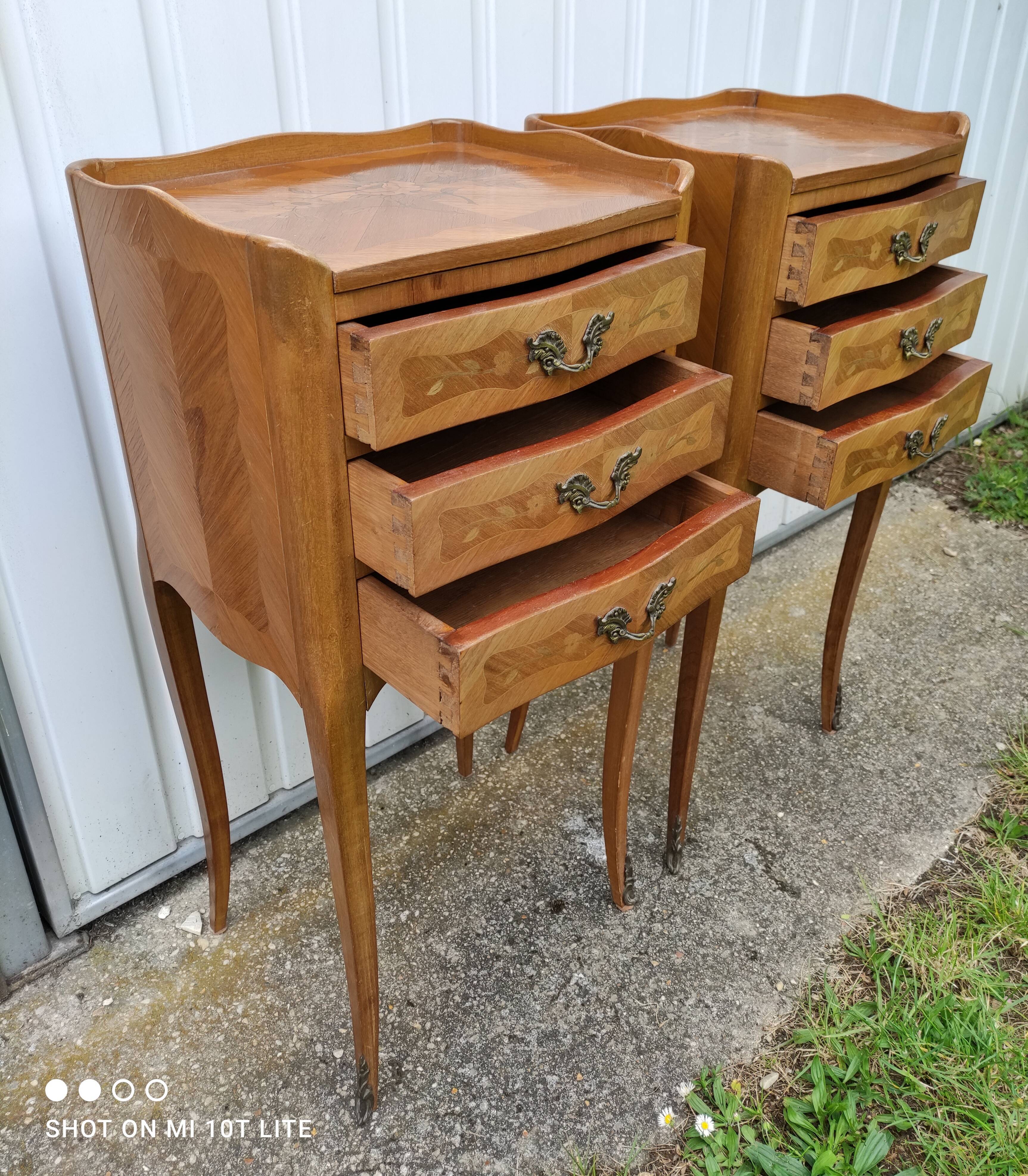 Paire de chevets style Louis XV