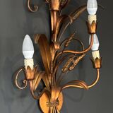 Spike wall light