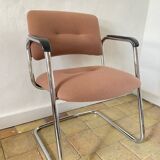 Strafor armchair in pink wool
