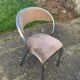 Chaise en velours beige et chrome forme courbée vintage 1950