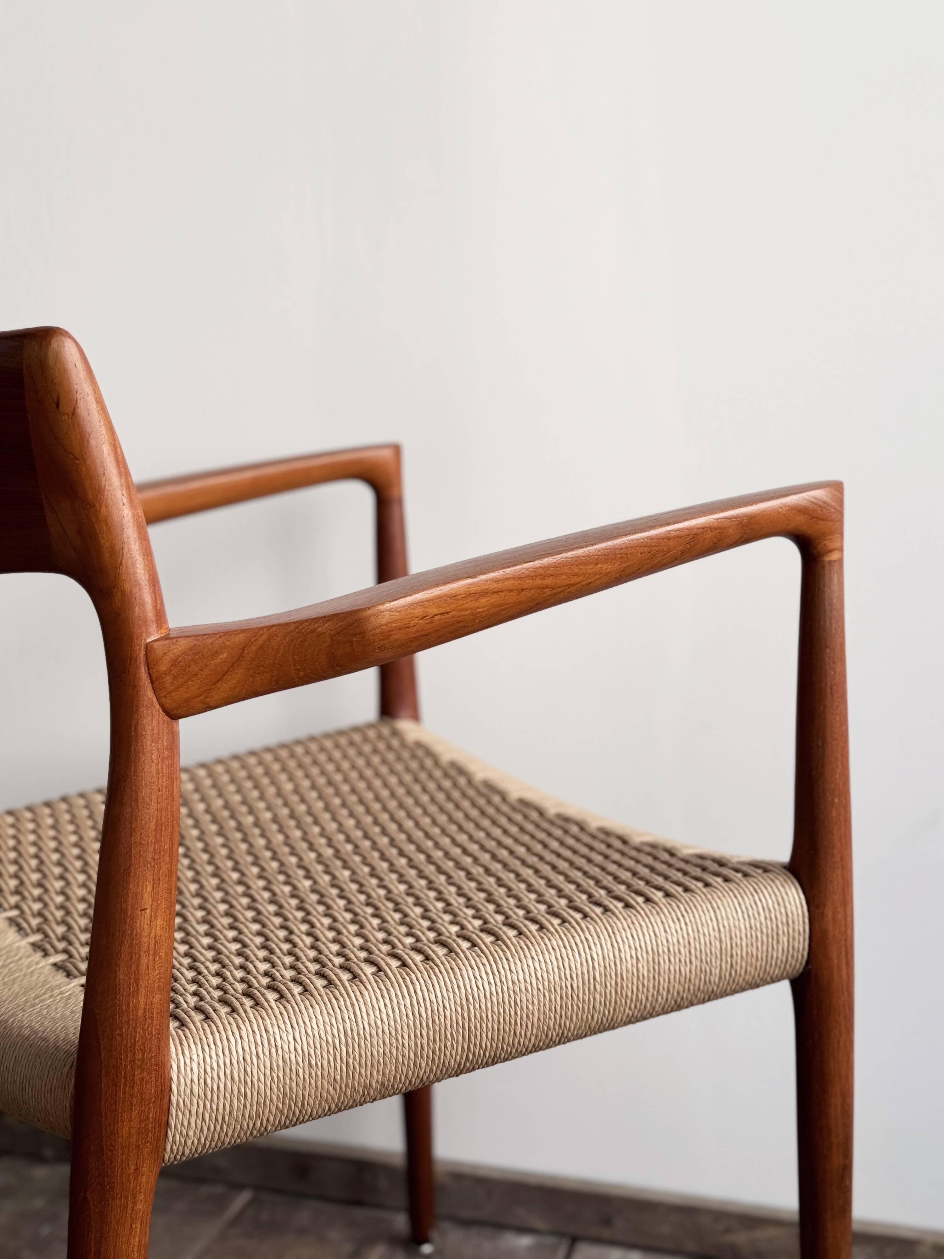 Chaises de Salle à Manger Danoises  Modèle 57 en Teck, Niels O. Møller,  JL Mollers, Ensemble de 6