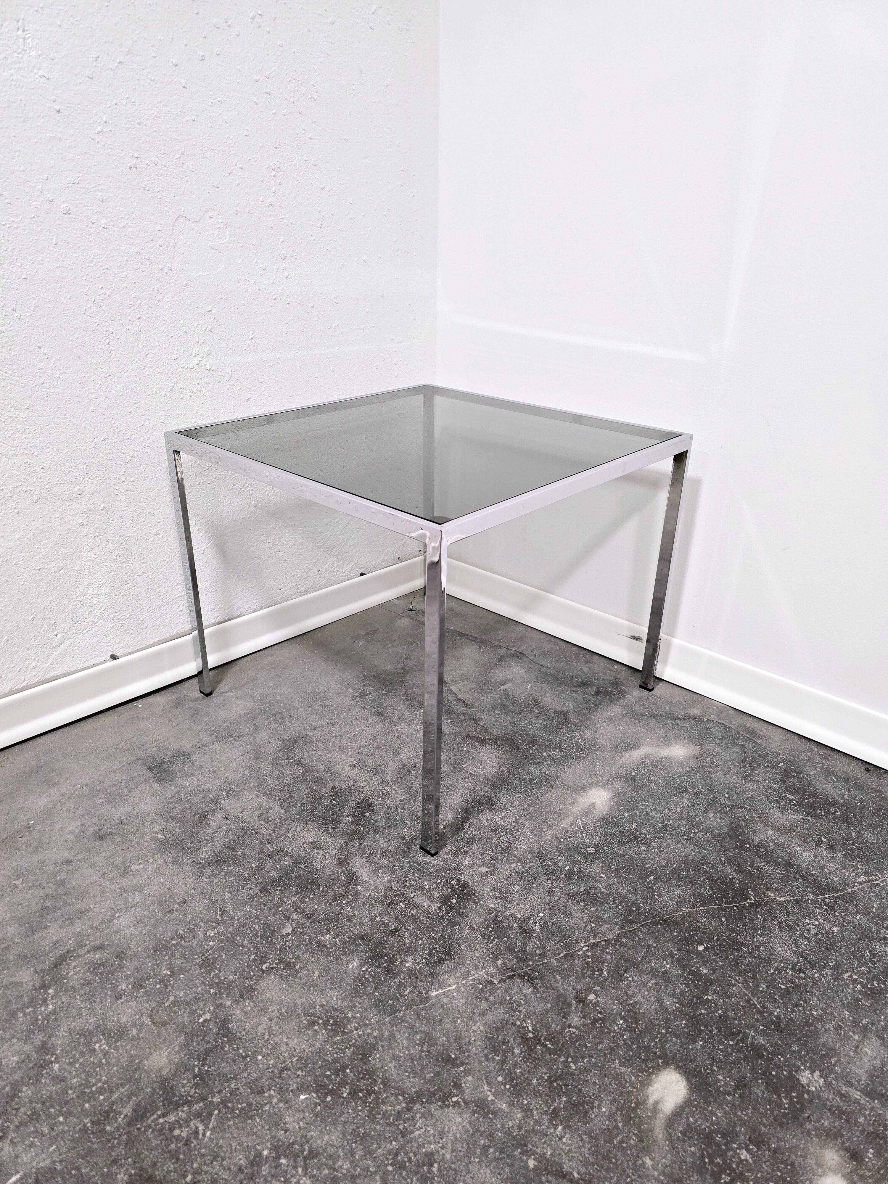 Table basse années 1970