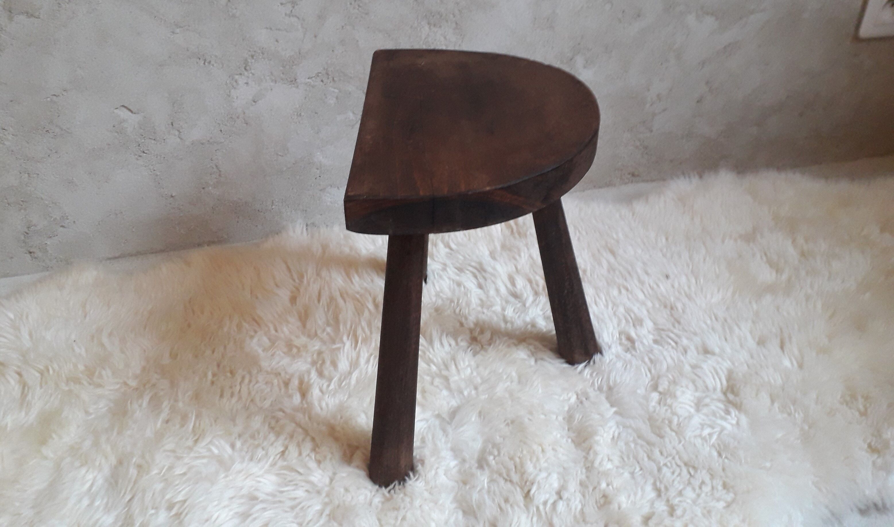Tabouret de ferme tripode en bois