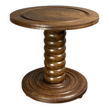 Table d'appoint en bois massif tourné dans le style de Charles Dudouyt, années 1950.