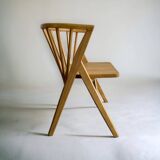 4 V-shaped wooden bistro chairs