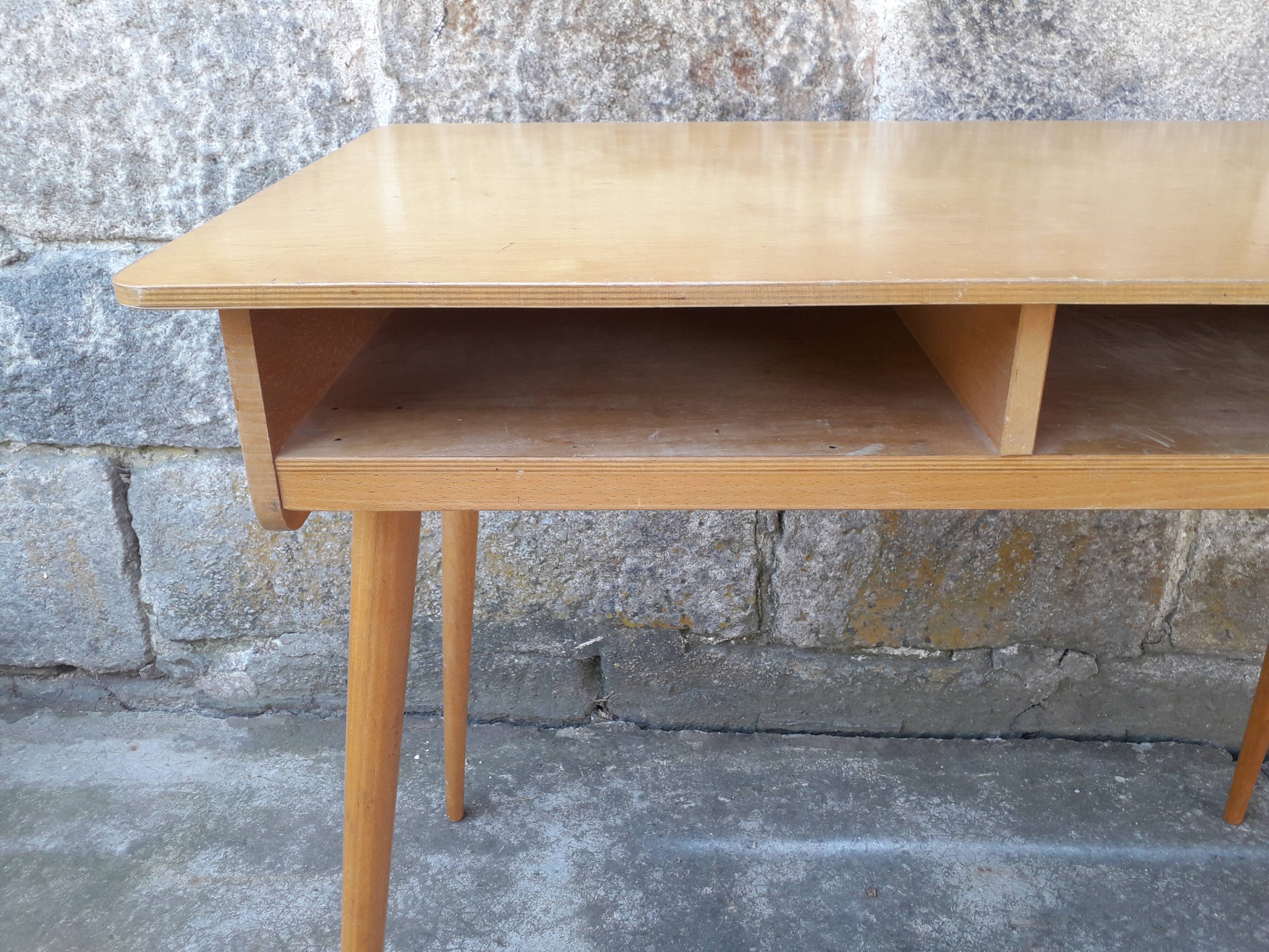 Office feet vintage compass