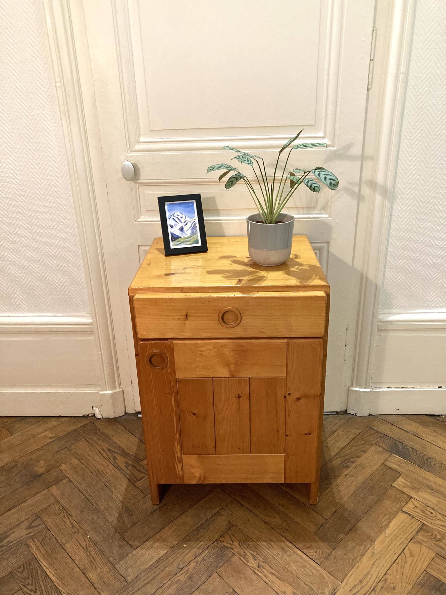 Bedside table/small chest of drawers in pine Charlotte Perriand Les Arcs