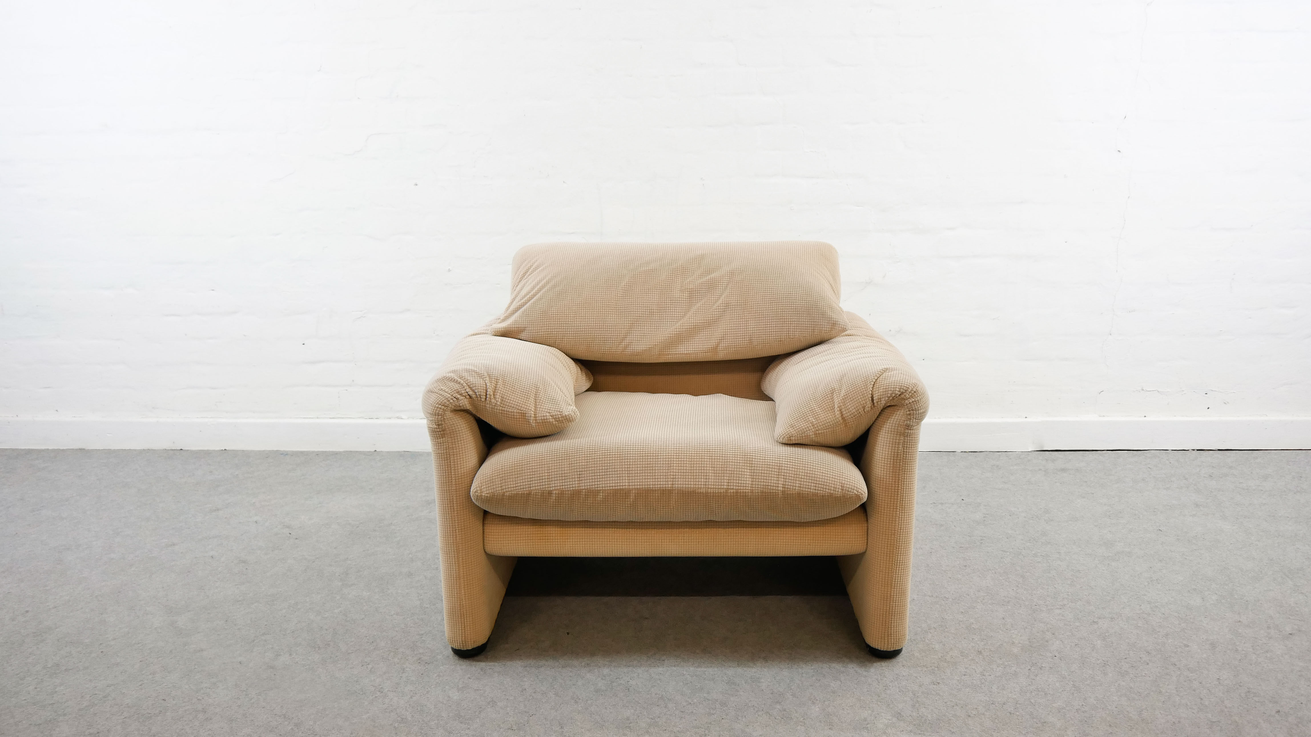 Set of Maralunga 2-seater & armchair by Vico Magistretti for Cassina, Italy