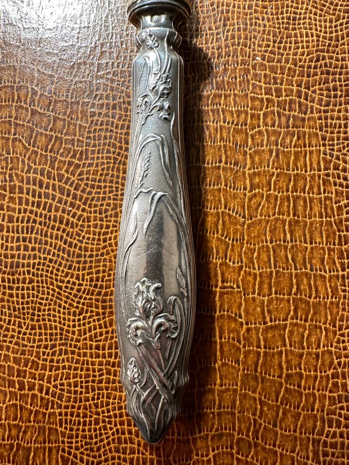 Cuillère à Sauce Art-Nouveau Décor Floral en Argent & Vermeil